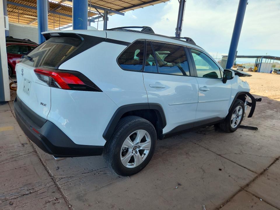2021 Toyota Rav4 მანქანა იყიდება აუქციონზე, vin: 2T3W1RFV1MW159660, აუქციონის ნომერი: 57756526