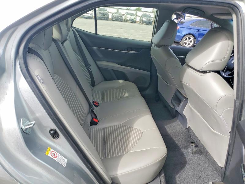 56471996 :رقم المزاد ، JTNB11HK9J3028800 vin ، 2018 Toyota Camry مزاد بيع