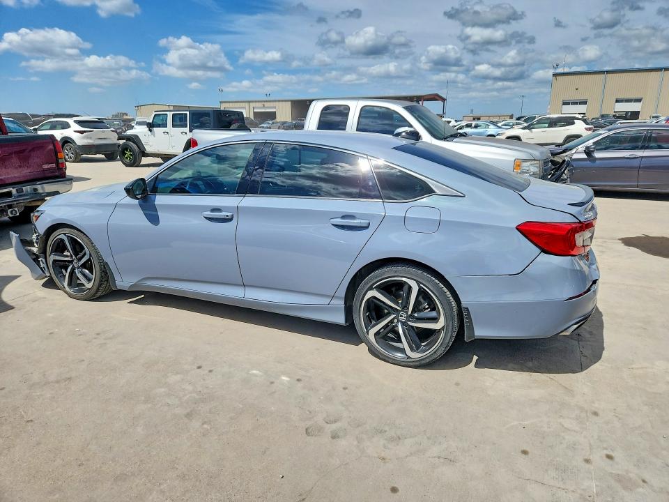 Продажа на аукционе авто 2022 Honda Accord, vin: 1HGCV1F4XNA062149, номер лота: 55536116