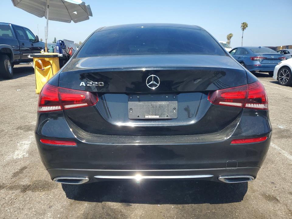 2019 Mercedes-benz A მანქანა იყიდება აუქციონზე, vin: WDD3G4EBXKW017243, აუქციონის ნომერი: 55817776