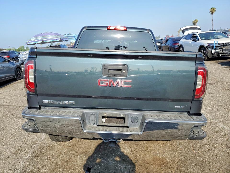 55076426 :رقم المزاد ، 3GTP1NEC8JG274717 vin ، 2018 Gmc Sierra مزاد بيع