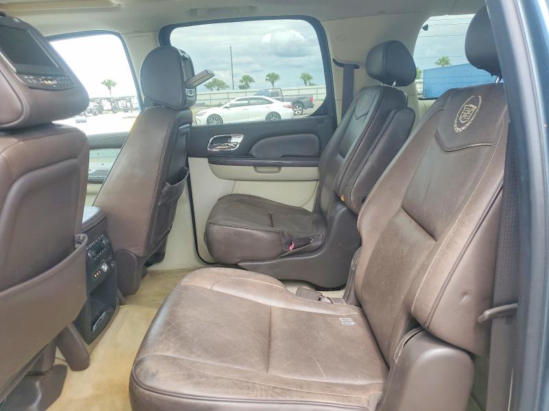 2008 Cadillac Escalade მანქანა იყიდება აუქციონზე, vin: 1GYFK468X8R215797, აუქციონის ნომერი: 55860816