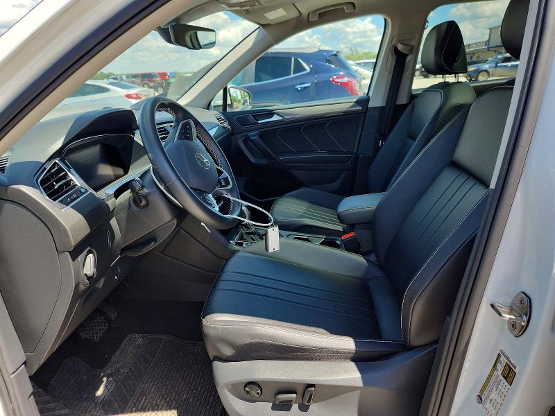 57177336 :رقم المزاد ، 3VV2B7AX5NM149940 vin ، 2022 Volkswagen Tiguan مزاد بيع