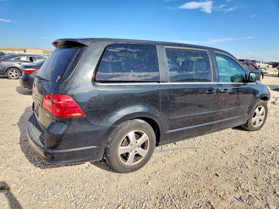 58634996 :رقم المزاد ، 2V4RW5DX2AR184395 vin ، 2010 Volkswagen Routan مزاد بيع