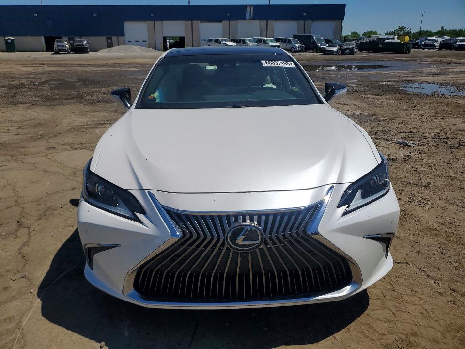 Продажа на аукционе авто 2020 Lexus Es, vin: 58AEZ1B16LU078176, номер лота: 55897196