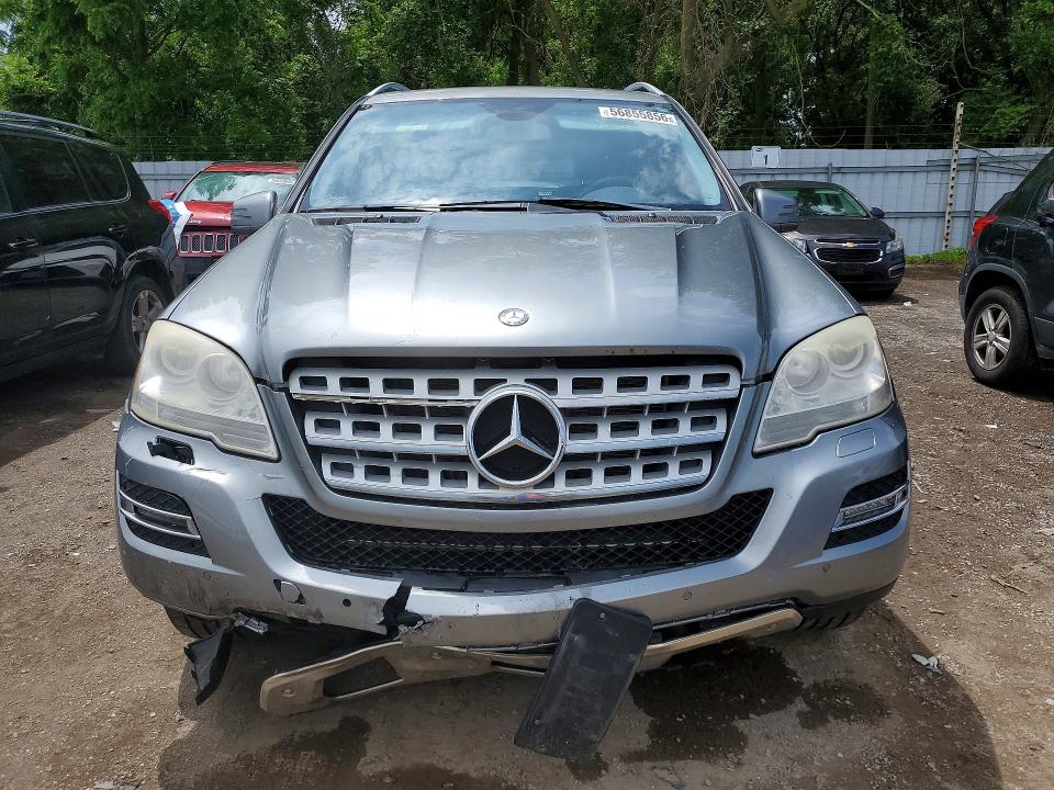 2011 Mercedes-benz Ml მანქანა იყიდება აუქციონზე, vin: 4JGBB8GB2BA697835, აუქციონის ნომერი: 56855856