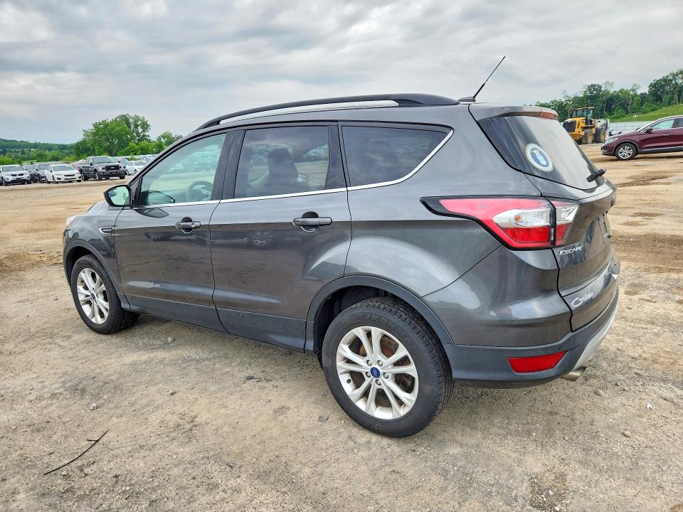 56691046 :رقم المزاد ، 1FMCU0GDXJUD07126 vin ، 2018 Ford Escape مزاد بيع