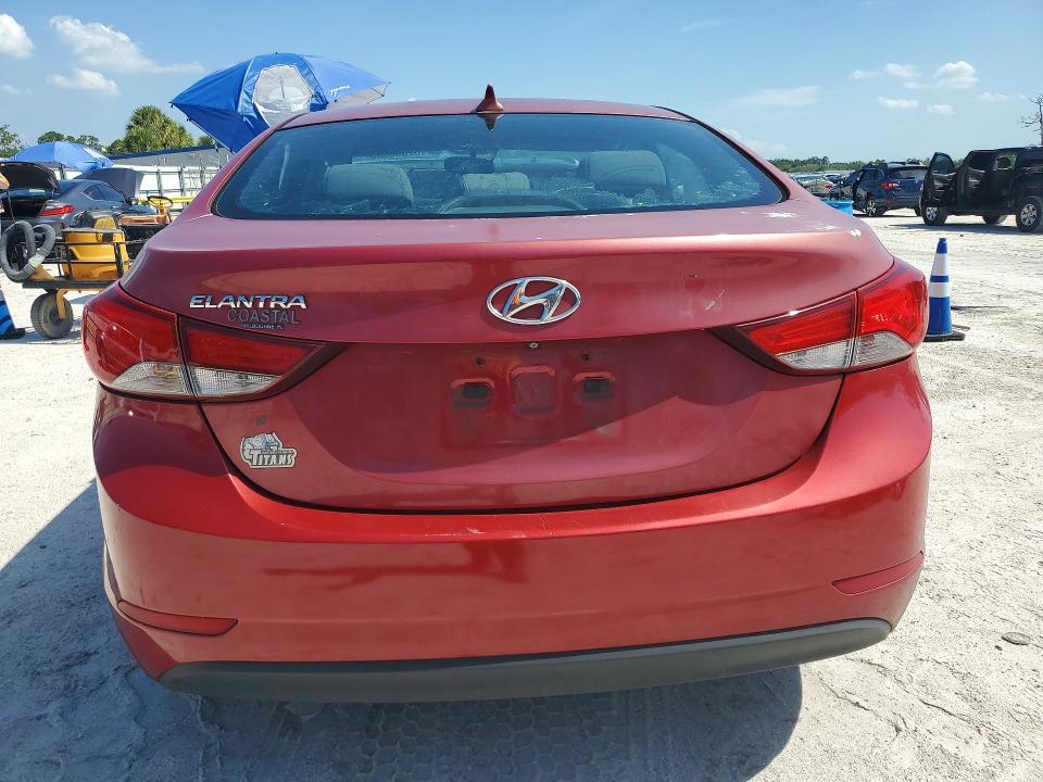 Продажа на аукционе авто 2015 Hyundai Elantra, vin: KMHDH4AE0FU300307, номер лота: 57838806