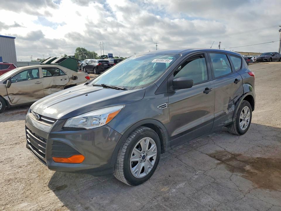 56486786 :رقم المزاد ، 1FMCU0F74GUB45661 vin ، 2016 Ford Escape مزاد بيع