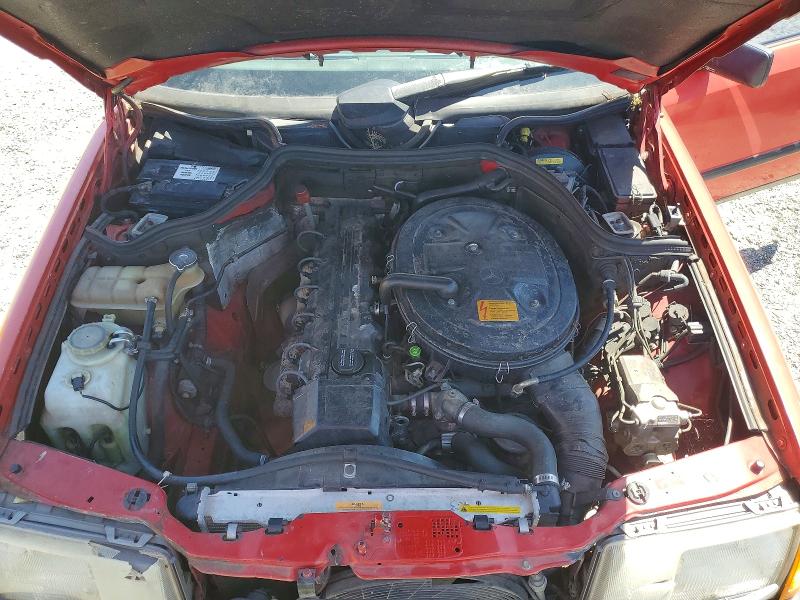 56048686 :رقم المزاد ، WDBEA30D6KA886795 vin ، 1989 Mercedes-benz 300 مزاد بيع