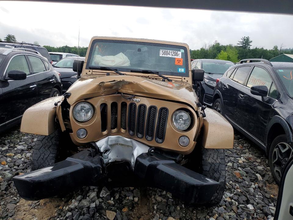58841206 :رقم المزاد ، 1C4AJWBG5FL587320 vin ، 2015 Jeep Wrangler مزاد بيع