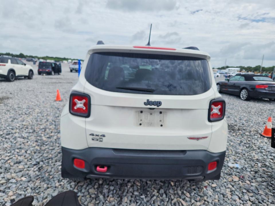 2016 Jeep Renegade მანქანა იყიდება აუქციონზე, vin: ZACCJBCT3GPD05301, აუქციონის ნომერი: 61148796