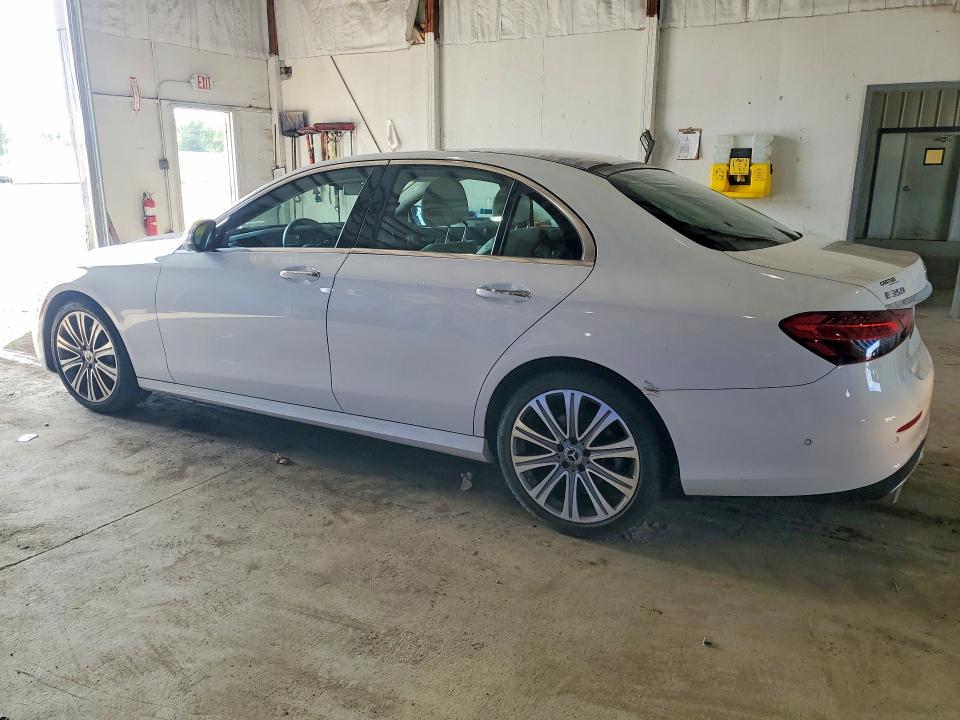 2022 Mercedes-benz E მანქანა იყიდება აუქციონზე, vin: W1KZF8DB7NB089776, აუქციონის ნომერი: 59083796