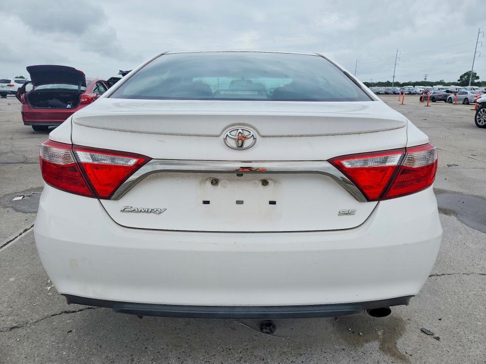 2015 Toyota Camry მანქანა იყიდება აუქციონზე, vin: 4T1BF1FK2FU064219, აუქციონის ნომერი: 58281066