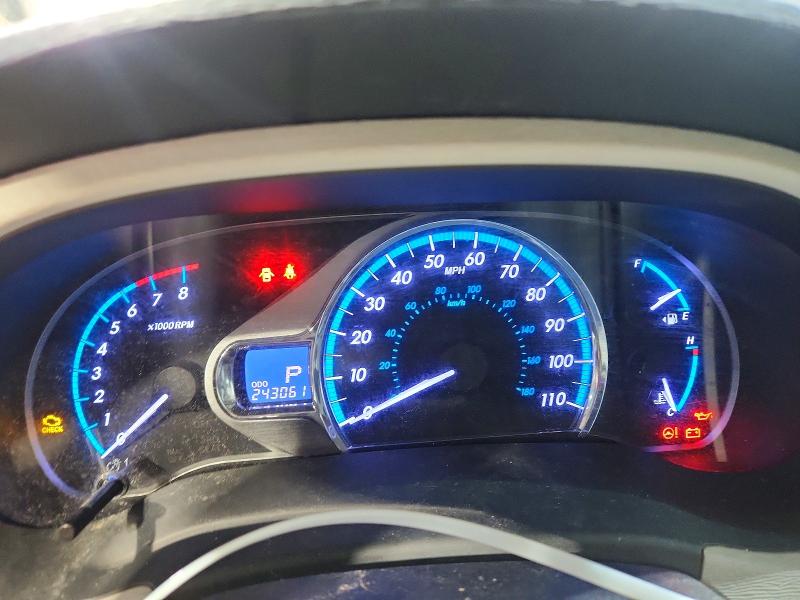 57718106 :رقم المزاد ، 5TDYK3DC7BS106710 vin ، 2011 Toyota Sienna مزاد بيع