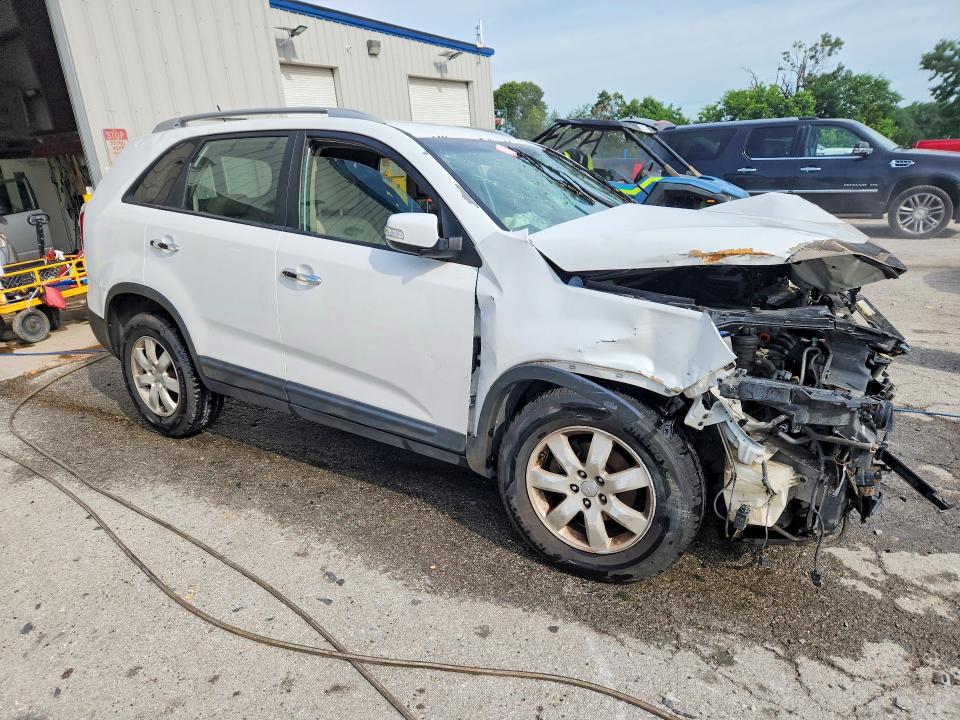 2013 Kia Sorento მანქანა იყიდება აუქციონზე, vin: 5XYKT3A68DG337195, აუქციონის ნომერი: 55797156