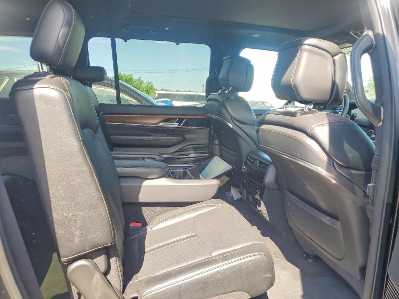 Продажа на аукционе авто 2024 Jeep Grand Wagoneer, vin: 1C4SJSEP6RS112360, номер лота: 57387426