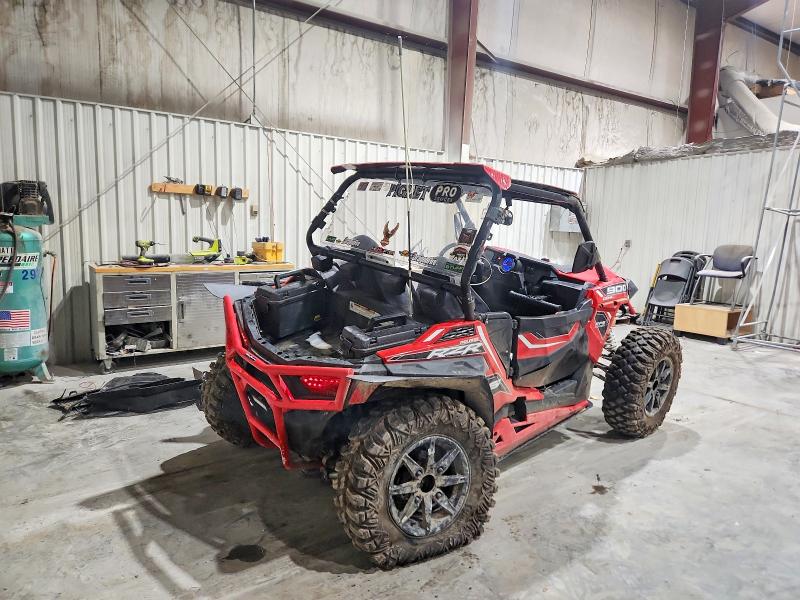 58405636 :رقم المزاد ، 3NSVBE879FF378020 vin ، 2015 Polaris Rzr 900 مزاد بيع