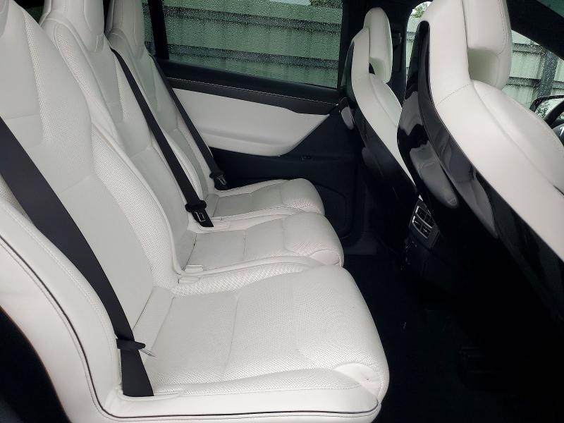 2016 Tesla Model X მანქანა იყიდება აუქციონზე, vin: 5YJXCAE43GF003686, აუქციონის ნომერი: 55729476