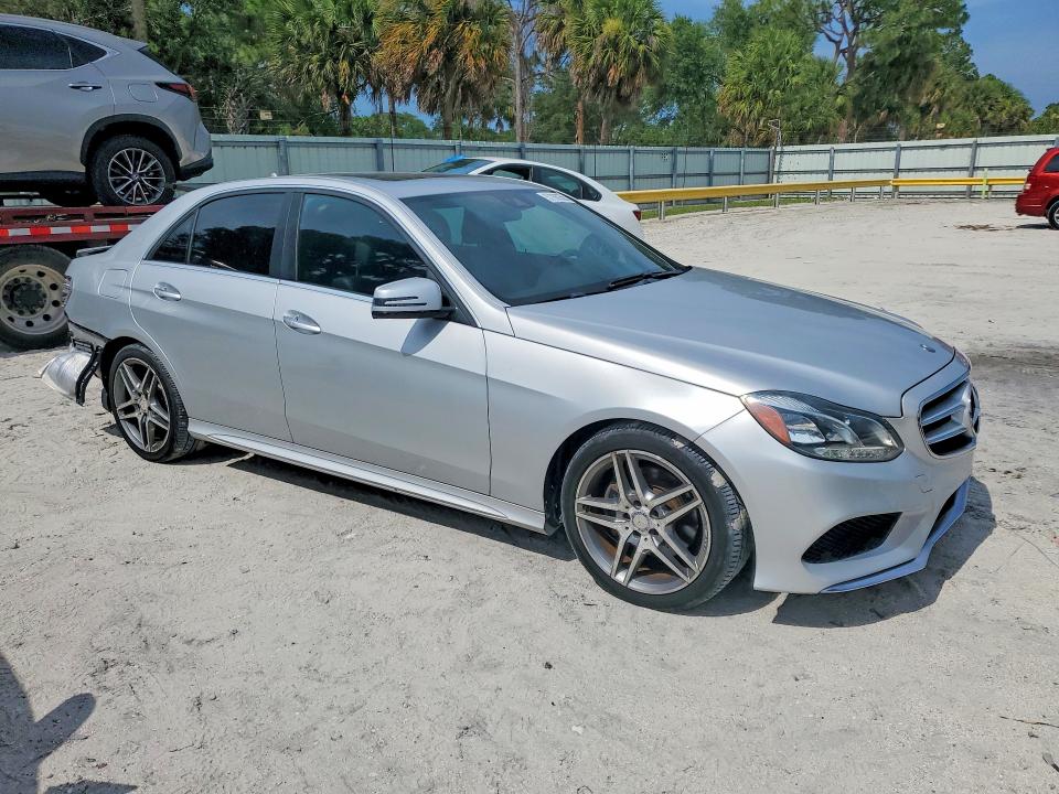 57290356 :رقم المزاد ، WDDHF5KBXEB012879 vin ، 2014 Mercedes-benz E مزاد بيع