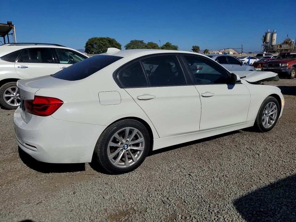 Aukcja sprzedaży 2017 Bmw 320, vin: WBA8A9C52HK620504, numer aukcji: 58121976
