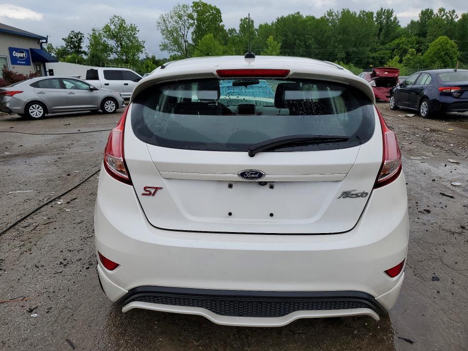 56189906 :رقم المزاد ، 3FADP4GX7JM127033 vin ، 2018 Ford Fiesta مزاد بيع