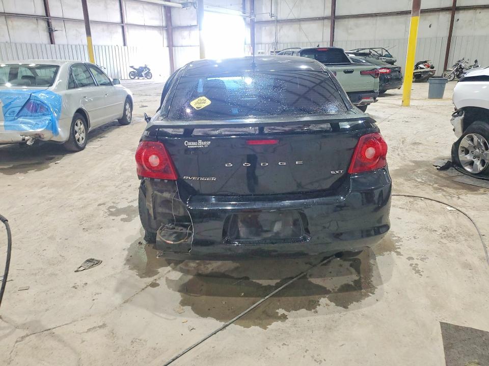 57037276 :رقم المزاد ، 1C3CDZCB4EN163798 vin ، 2014 Dodge Avenger مزاد بيع