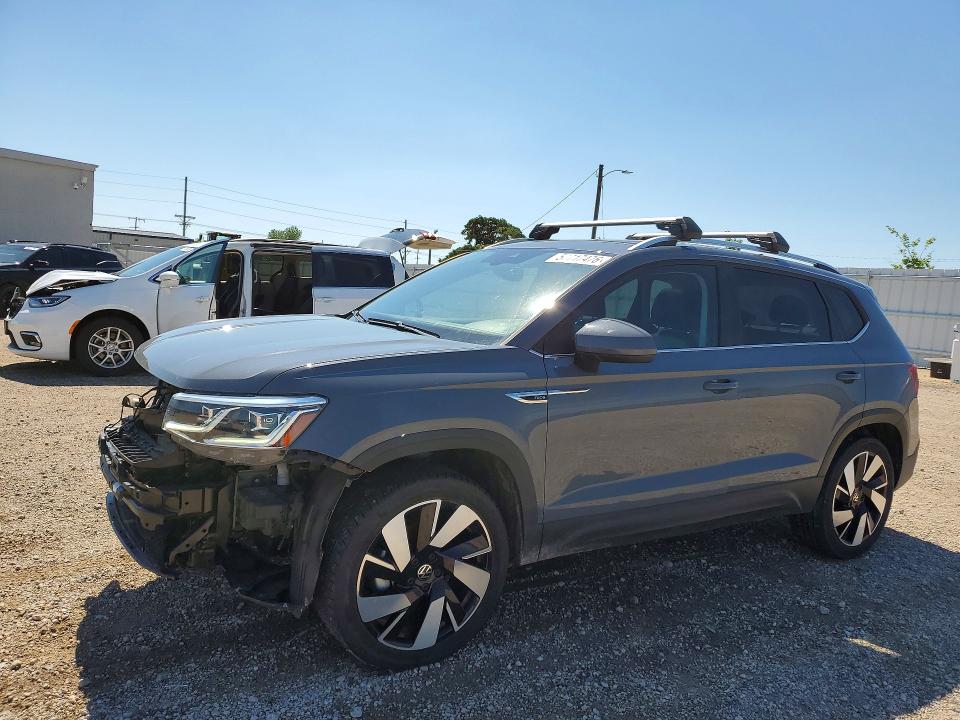 Продажа на аукционе авто 2024 Volkswagen Taos, vin: 3VV4X7B21RM021147, номер лота: 57717476
