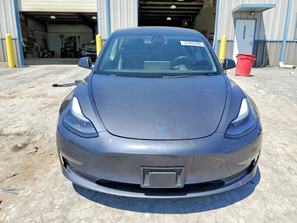 Продаж на аукціоні авто 2022 Tesla Model 3, vin: 5YJ3E1EB5NF185136, номер лоту: 55395306