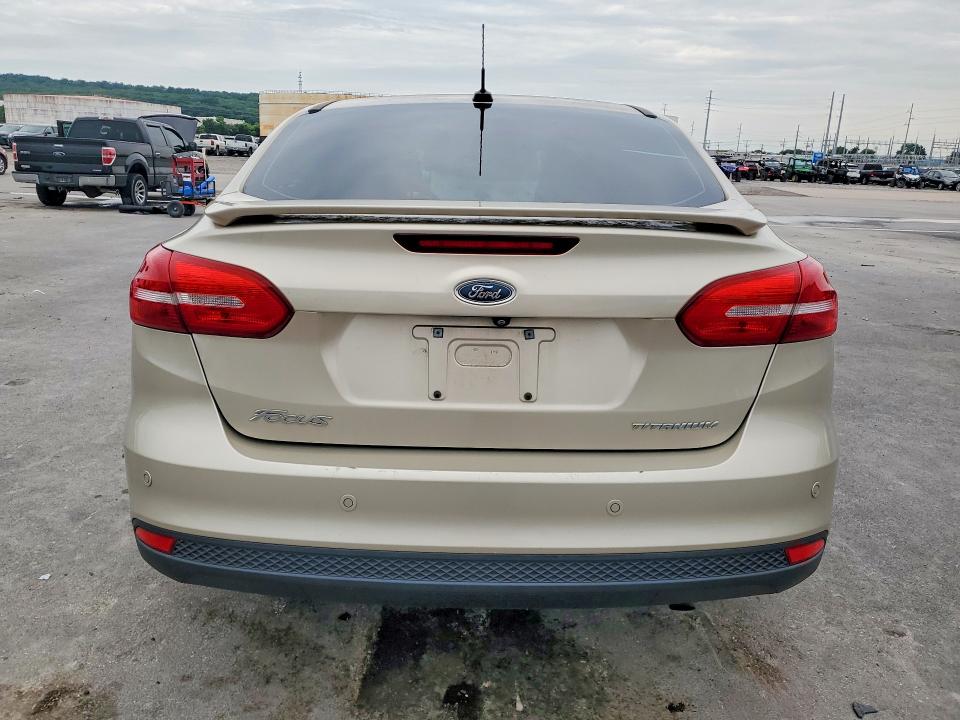 2018 Ford Focus მანქანა იყიდება აუქციონზე, vin: 1FADP3J23JL289749, აუქციონის ნომერი: 55643956