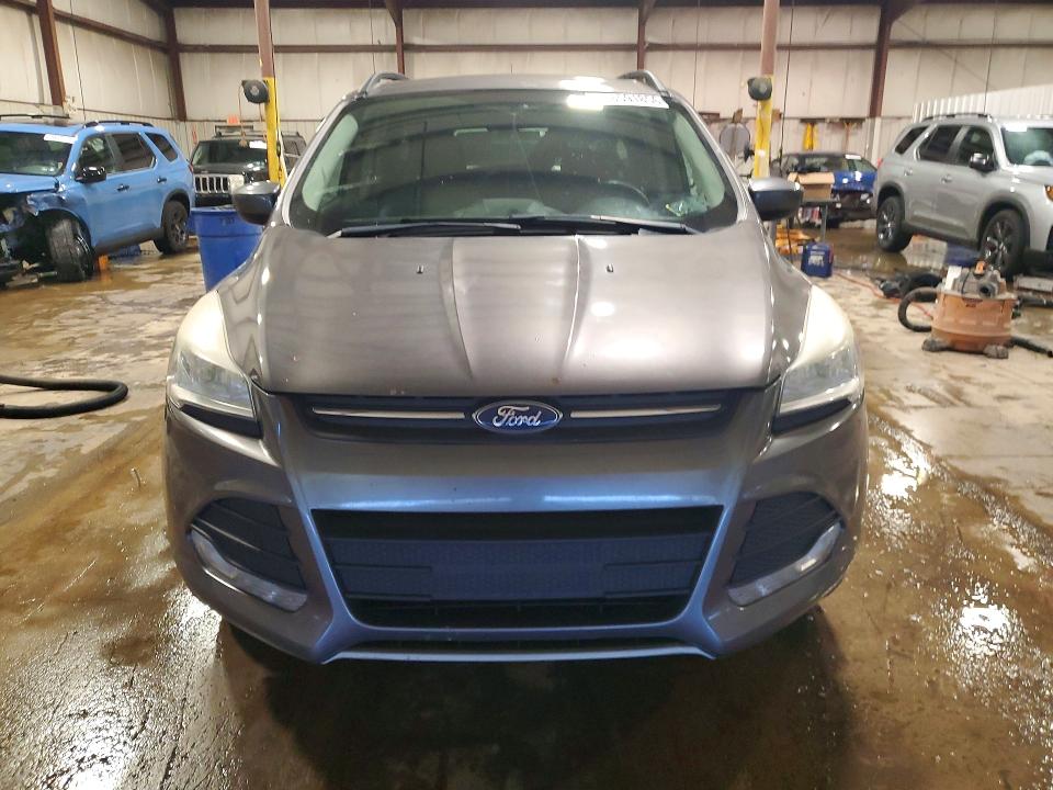 58591856 :رقم المزاد ، 1FMCU0GX0EUA85227 vin ، 2014 Ford Escape مزاد بيع