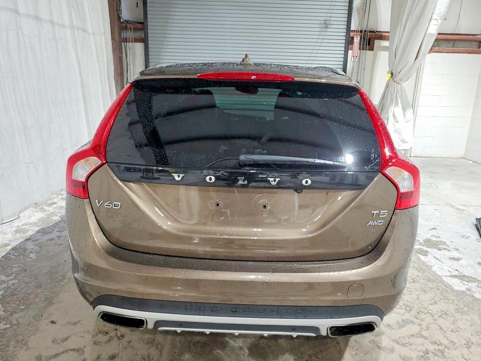 Продажа на аукционе авто 2016 Volvo V60 Cross Country, vin: YV4612HK8G1016795, номер лота: 57838086