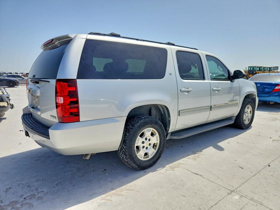 Продаж на аукціоні авто 2011 Chevrolet Suburban, vin: 1GNSCJE0XBR178132, номер лоту: 58726276