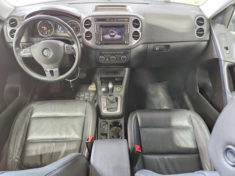 56361536 :رقم المزاد ، WVGUV7AX1HW509056 vin ، 2017 Volkswagen Tiguan مزاد بيع