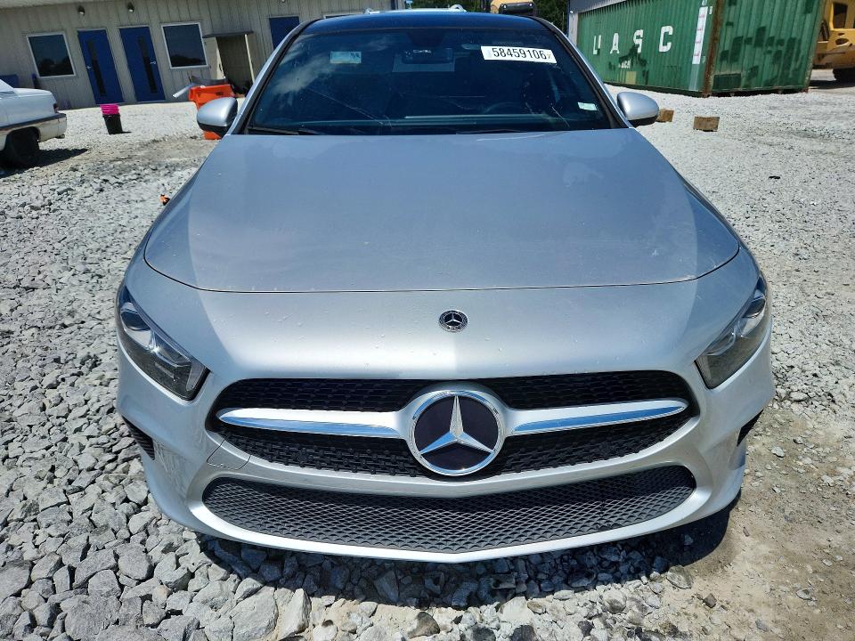 58459106 :رقم المزاد ، W1K3G4EB6MJ304241 vin ، 2021 Mercedes-benz A مزاد بيع