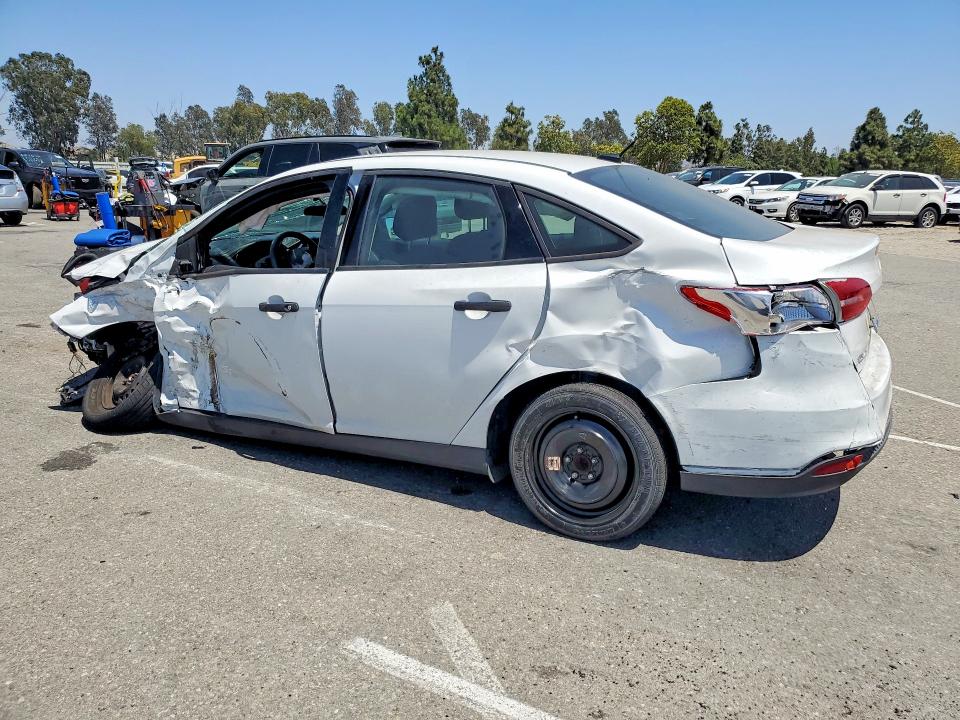 Продаж на аукціоні авто 2016 Ford Focus, vin: 1FADP3E21GL399198, номер лоту: 56820526