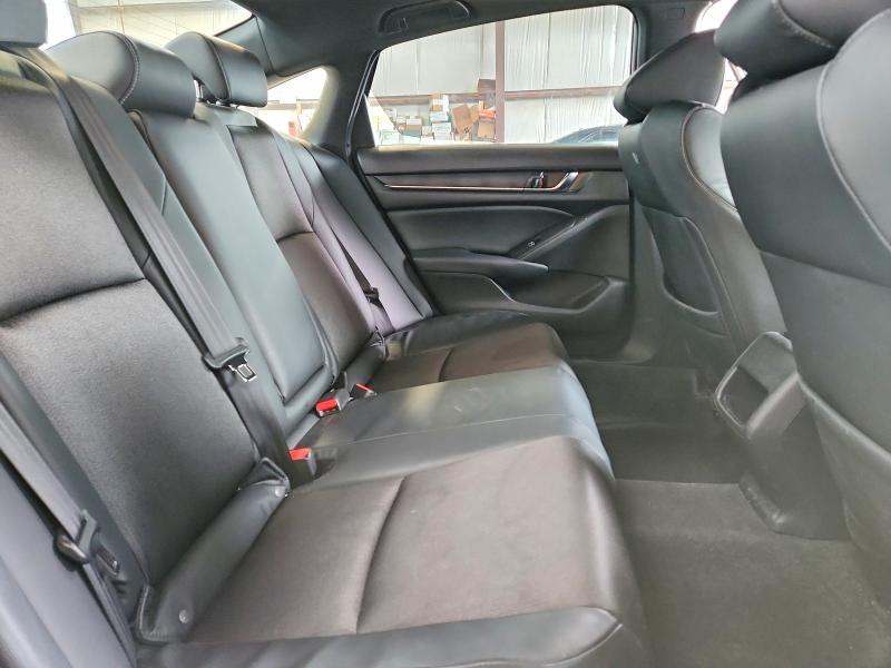 Продажа на аукционе авто 2018 Honda Accord, vin: 1HGCV1F34JA809648, номер лота: 57677746