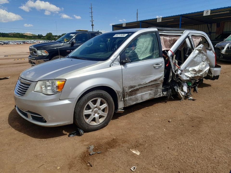 2011 Chrysler Town & Country მანქანა იყიდება აუქციონზე, vin: 2A4RR5DG9BR720028, აუქციონის ნომერი: 55217436