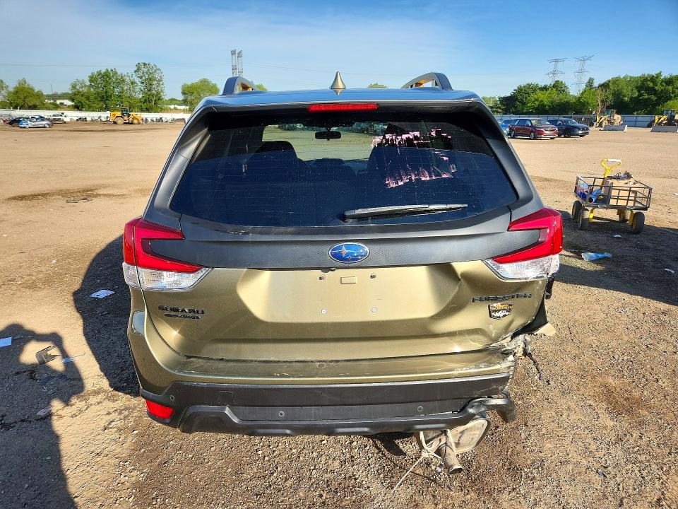 55676836 :رقم المزاد ، JF2SKAMC0NH467023 vin ، 2022 Subaru Forester مزاد بيع