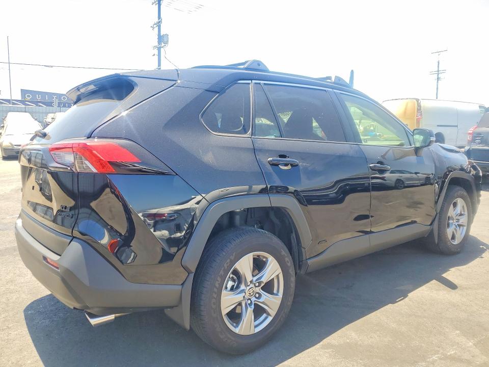 57387446 :رقم المزاد ، JTMRWRFV4RD228408 vin ، 2024 Toyota Rav4 Hybrid مزاد بيع