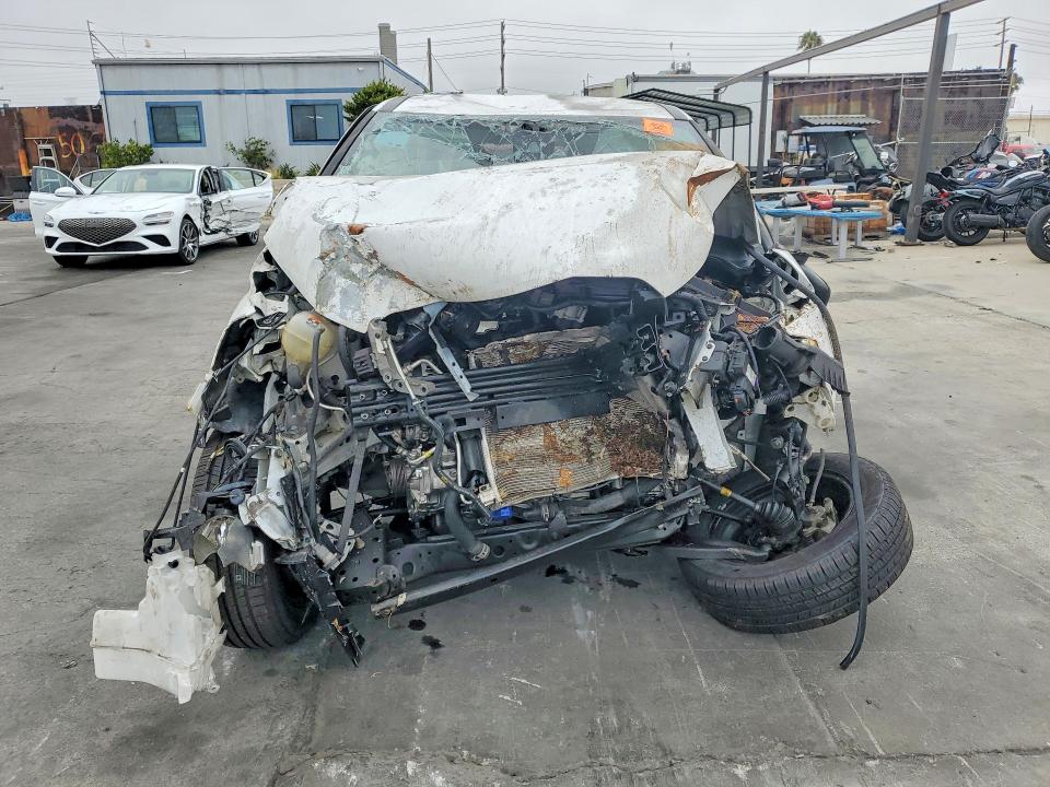 52401836 :رقم المزاد ، 3N1CP5BV4PL485645 vin ، 2026 Nissan Kicks مزاد بيع