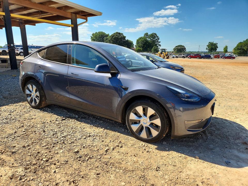 55778076 :رقم المزاد ، 7SAYGDEE6PF787660 vin ، 2023 Tesla Model Y مزاد بيع