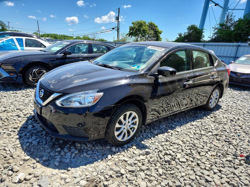55922646 :رقم المزاد ، 3N1AB7AP5JY247382 vin ، 2018 Nissan Sentra مزاد بيع