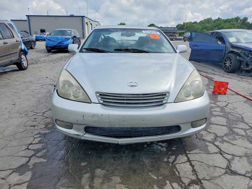 55784776 :رقم المزاد ، JTHBF30G425023582 vin ، 2002 Lexus Es مزاد بيع