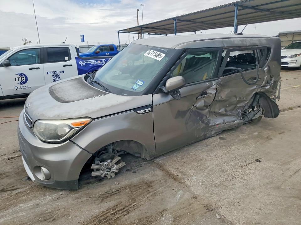 Продажа на аукционе авто 2017 Kia Soul, vin: KNDJP3A52H7422513, номер лота: 57215486