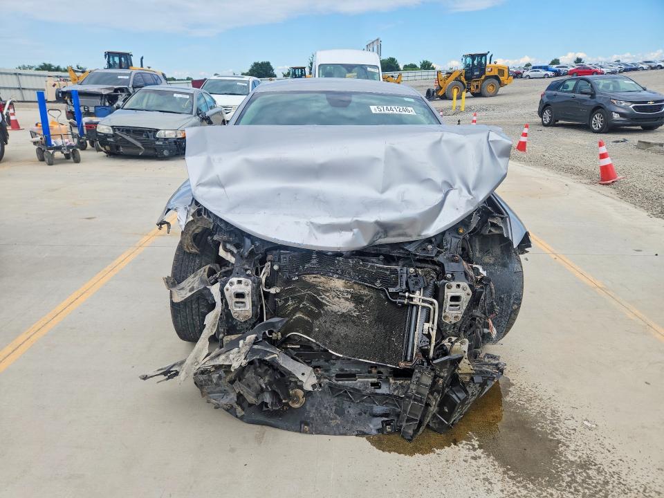 57441246 :رقم المزاد ، 1C3CCCAB2GN140607 vin ، 2016 Chrysler 200 مزاد بيع