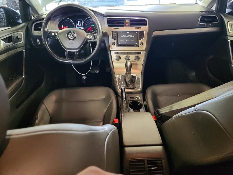 56343756 :رقم المزاد ، 3VW217AU5HM025546 vin ، 2017 Volkswagen Golf مزاد بيع
