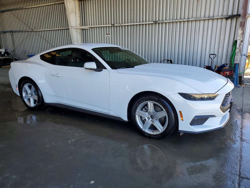 Продажа на аукционе авто 2026 Ford Mustang, vin: 1FA6P8THXT5121668, номер лота: 57251776