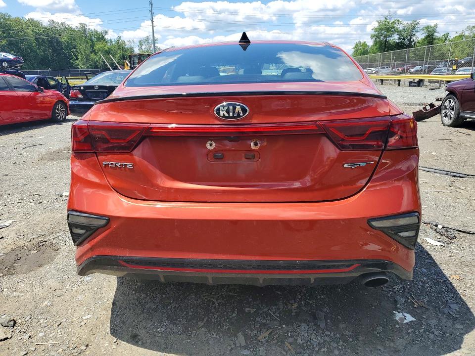 57043146 :رقم المزاد ، 3KPF34AD1ME296380 vin ، 2021 Kia Forte مزاد بيع