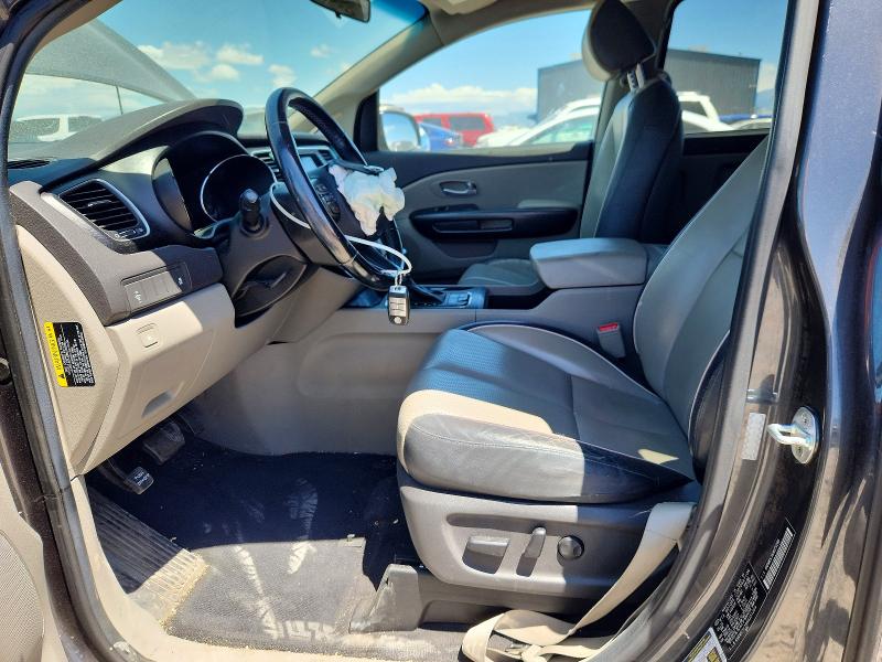 56532556 :رقم المزاد ، KNDMB5C16H6251269 vin ، 2017 Kia Sedona مزاد بيع